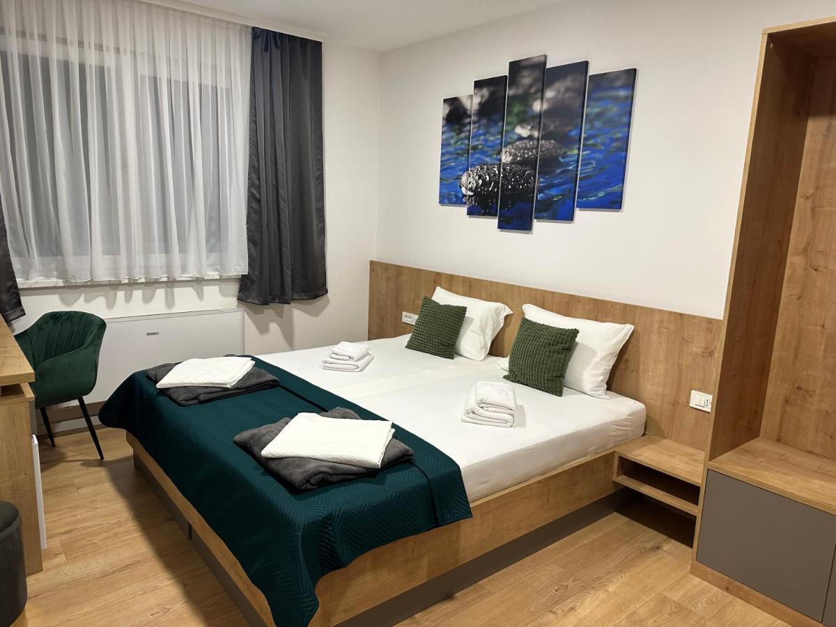 Rooms Σλαβόνσκι Μπροντ Εξωτερικό φωτογραφία